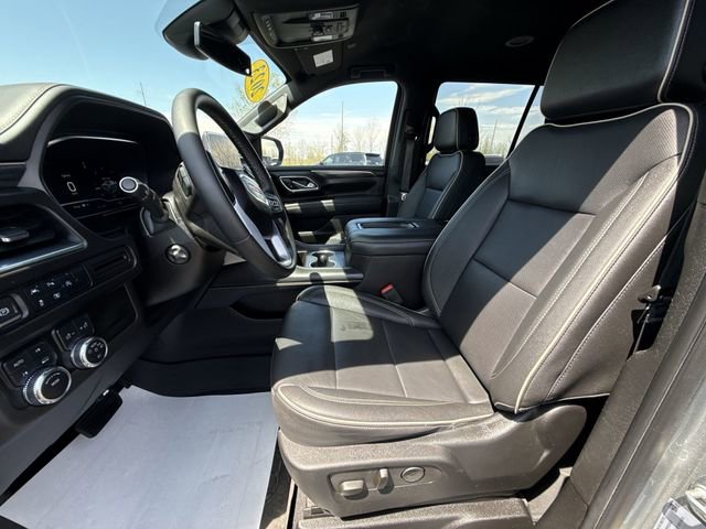 Used 2023 GMC Yukon SLT w/ SLT Luxury Package AWD/4WD image 19