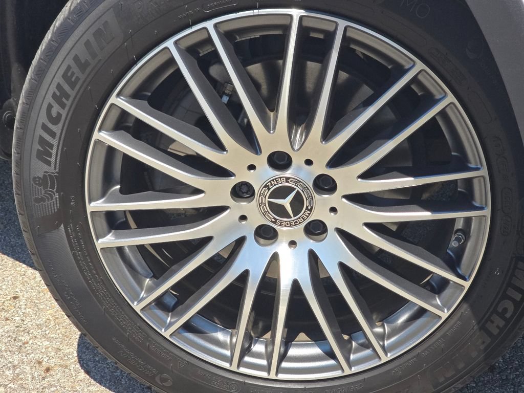 Certified 2024 Mercedes-Benz GLC 300 4MATIC image 10