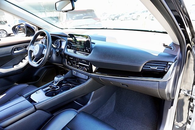 Certified 2023 Nissan Rogue SL w/ SL Premium Package FWD image 16