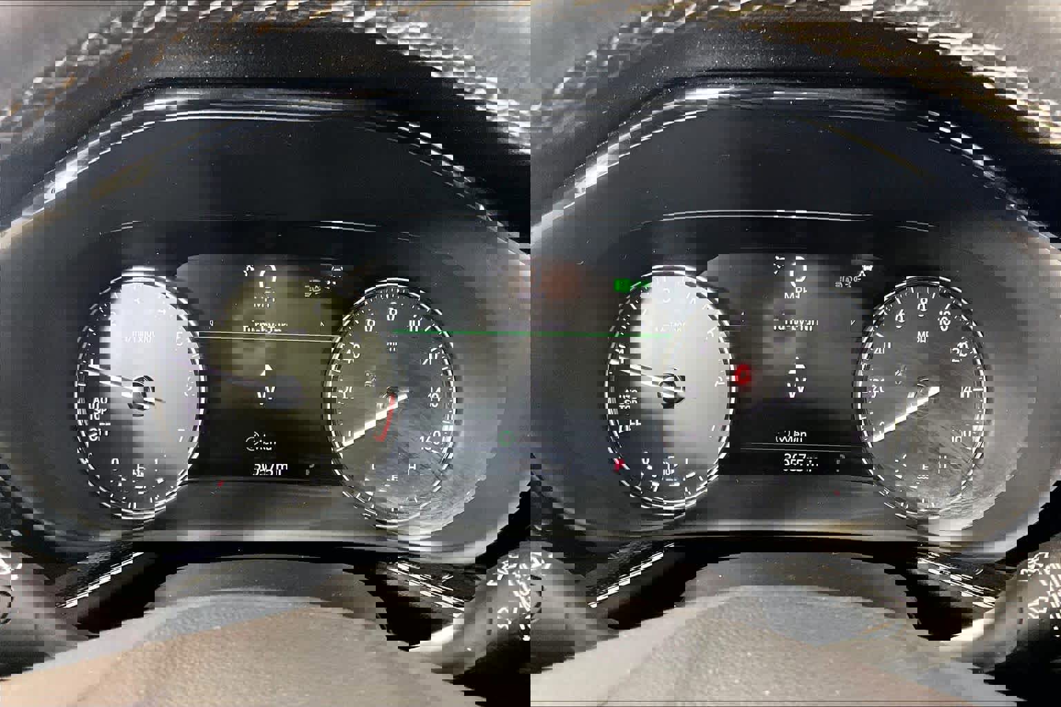 Certified 2021 Buick Envision Essence w/ Sport Touring Package image 25