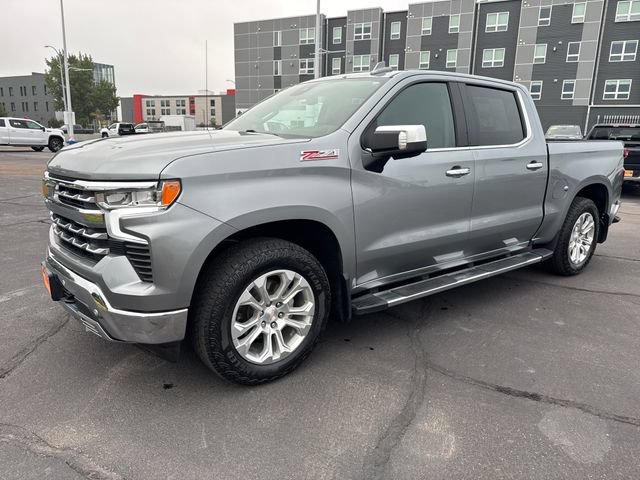 Used 2023 Chevrolet Silverado 1500 LTZ AWD/4WD image 1