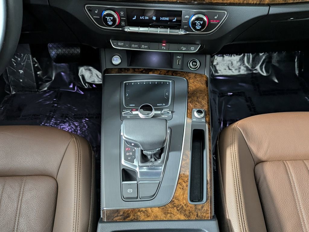 Used 2018 Audi Q5 Prestige w/ Prestige Package image 37