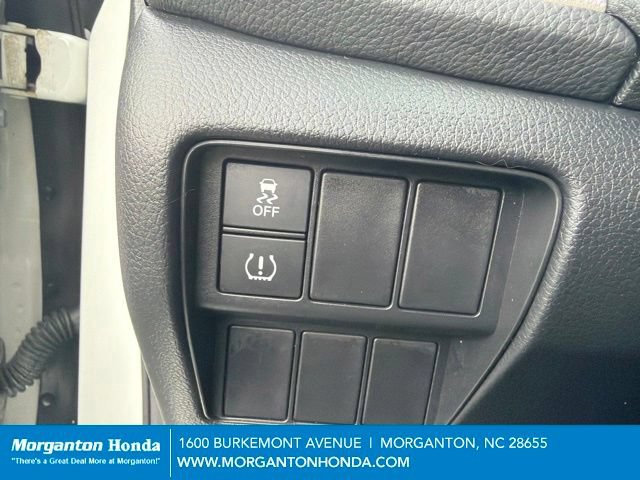 Used 2017 Honda CR-V LX image 16