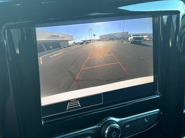 Used 2023 Chevrolet Traverse LT FWD image 29