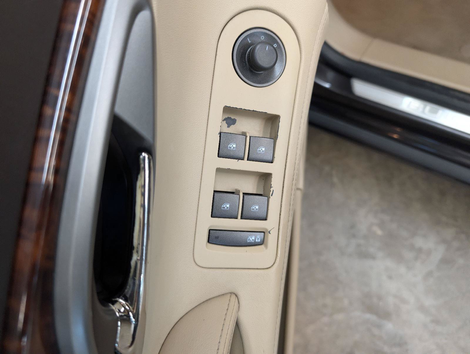 Used 2013 Buick LaCrosse Leather AWD/4WD image 19