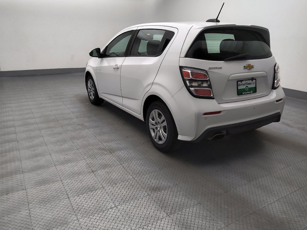 Used 2020 Chevrolet Sonic LT FWD image 3