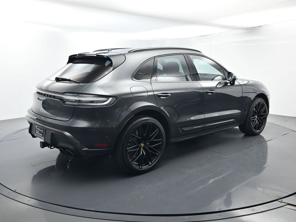 Certified 2025 Porsche Macan GTS image 15