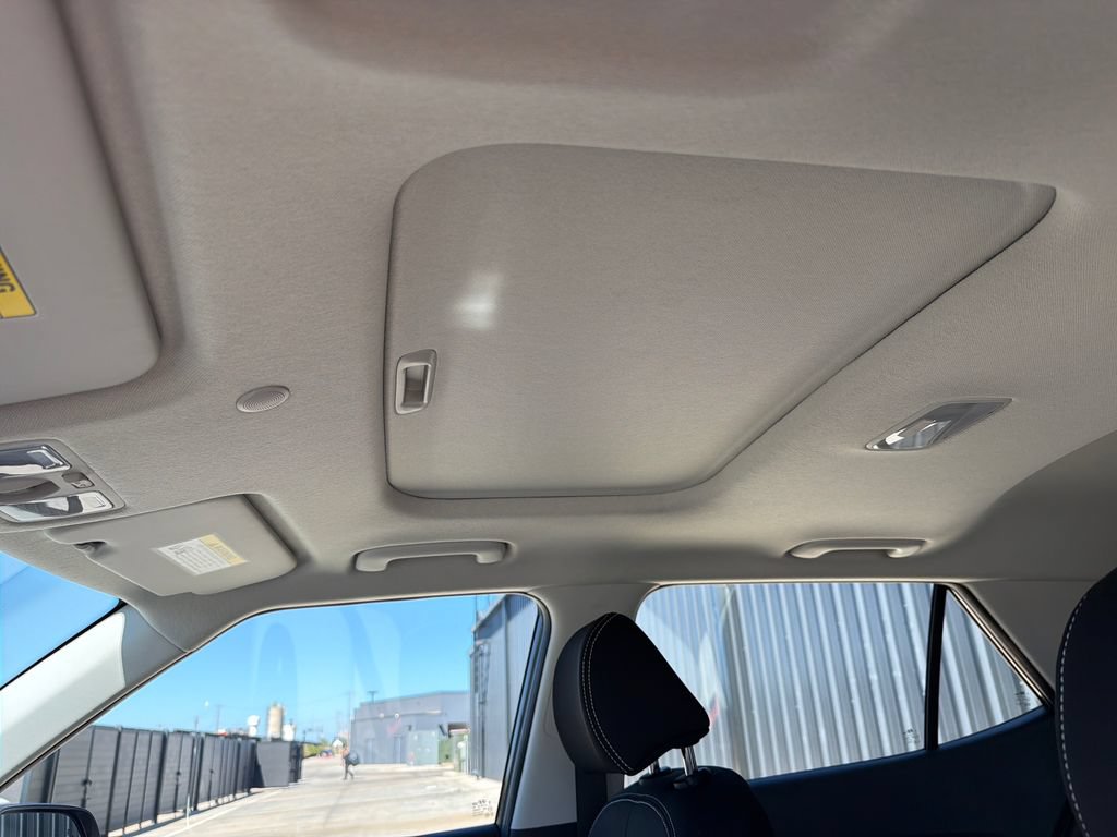 New 2026 Hyundai Venue SEL FWD image 37