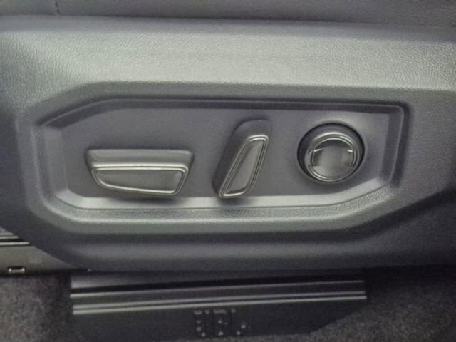 New 2026 Toyota Tundra Limited AWD/4WD image 15
