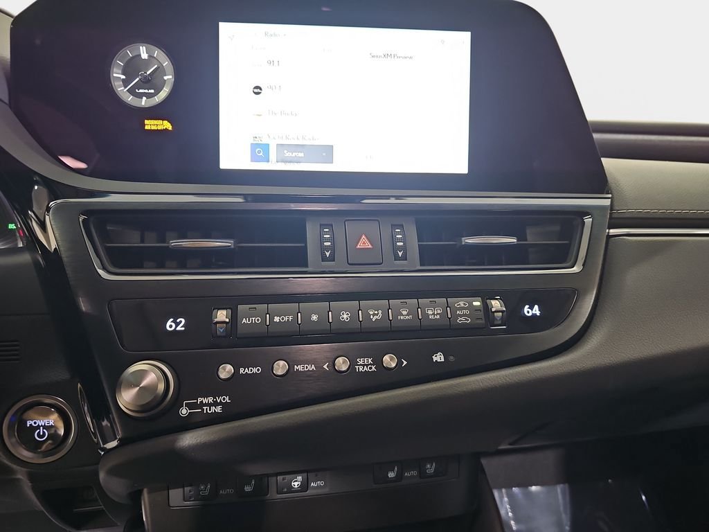 Certified 2025 Lexus ES 300h w/ Premium Package FWD image 19