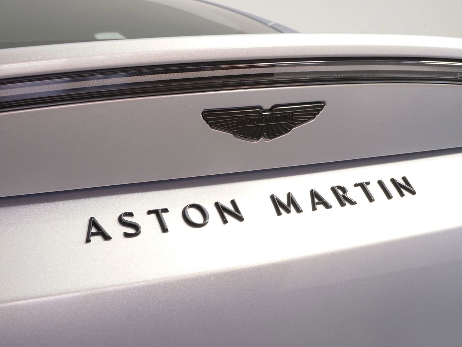 New 2026 Aston Martin V8 Vantage Coupe image 26