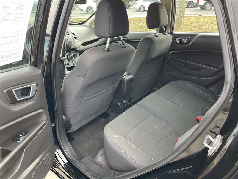 Used 2016 Ford Fiesta SE image 48