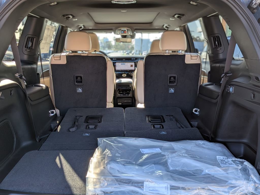 New 2026 Jeep Grand Cherokee L Limited w/ Limited Altitude Package image 7