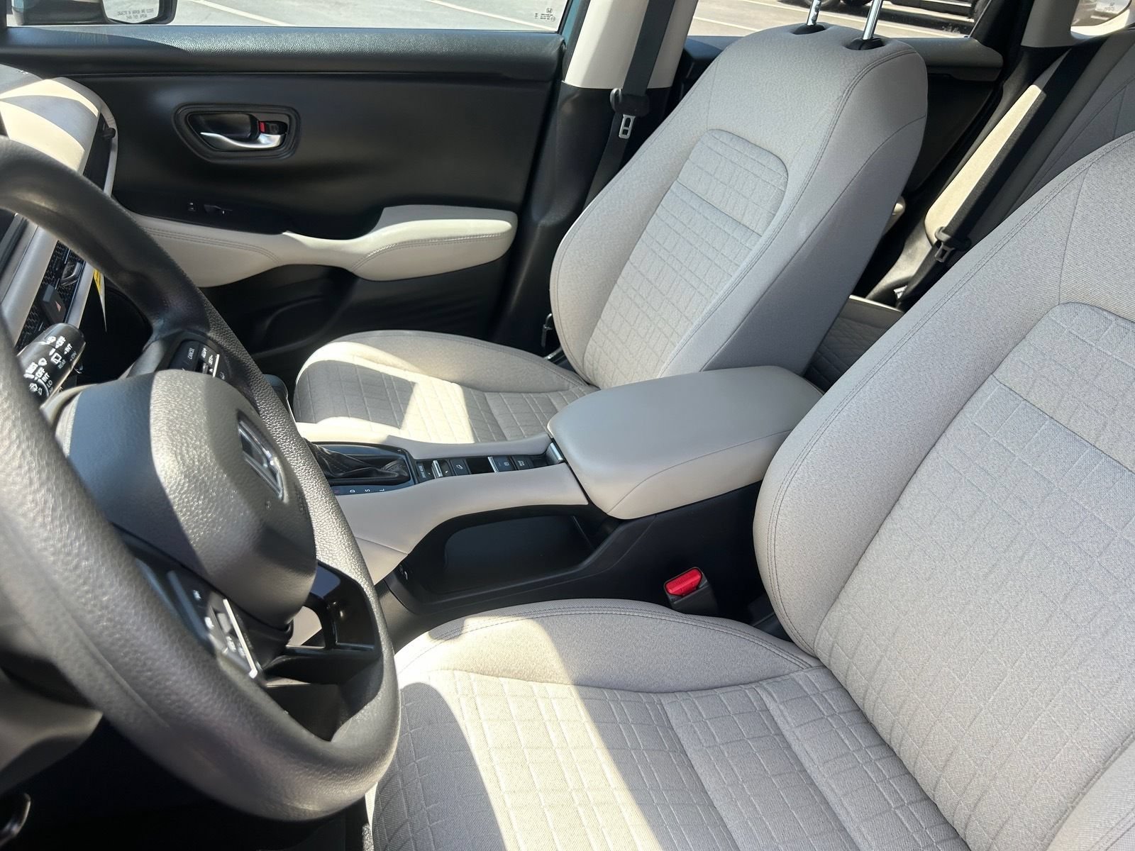 Certified 2026 Honda HR-V LX image 18