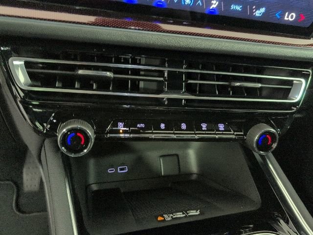 New 2026 Chevrolet Traverse Z71 w/ Driver Confidence Package image 21