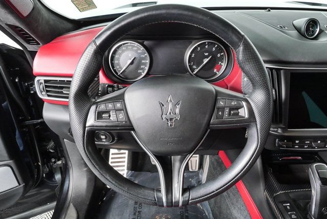 Certified 2022 Maserati Levante Trofeo AWD/4WD image 10
