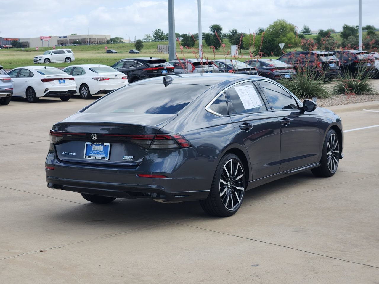 Used 2023 Honda Accord Touring image 5
