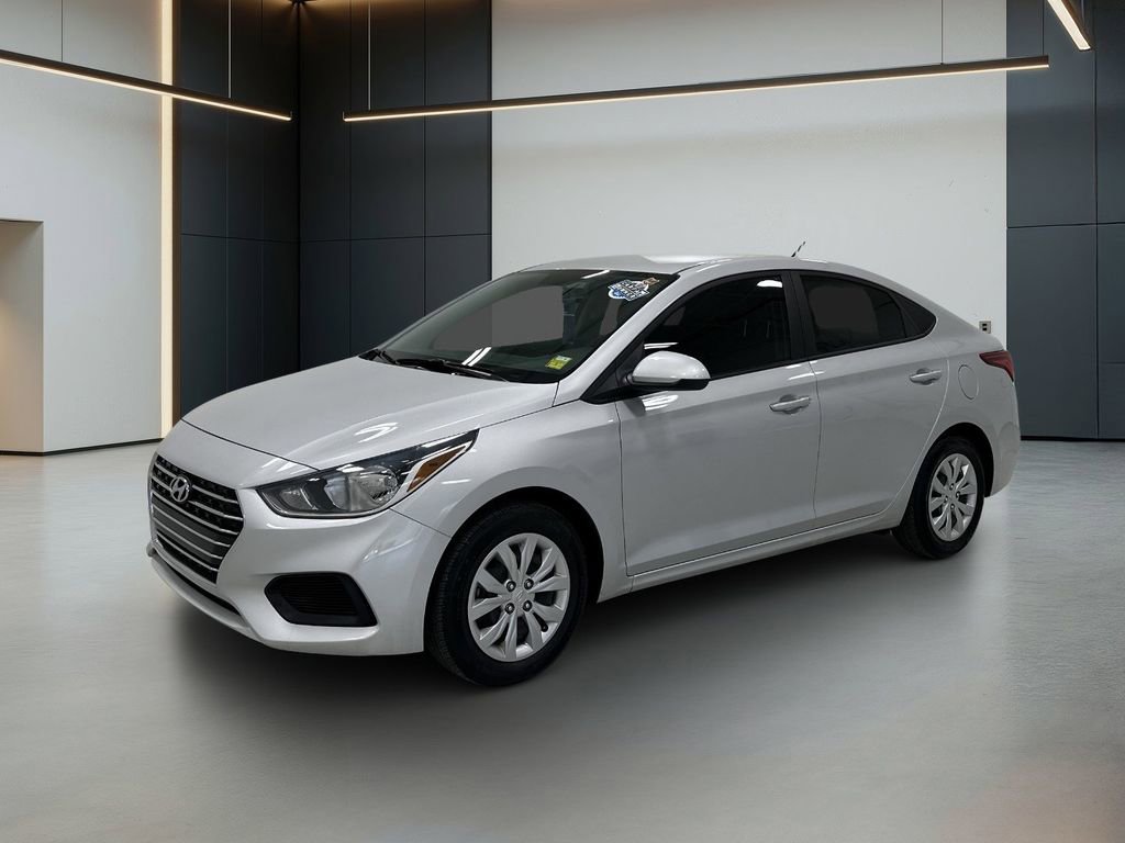 Certified 2022 Hyundai Accent SE image 1