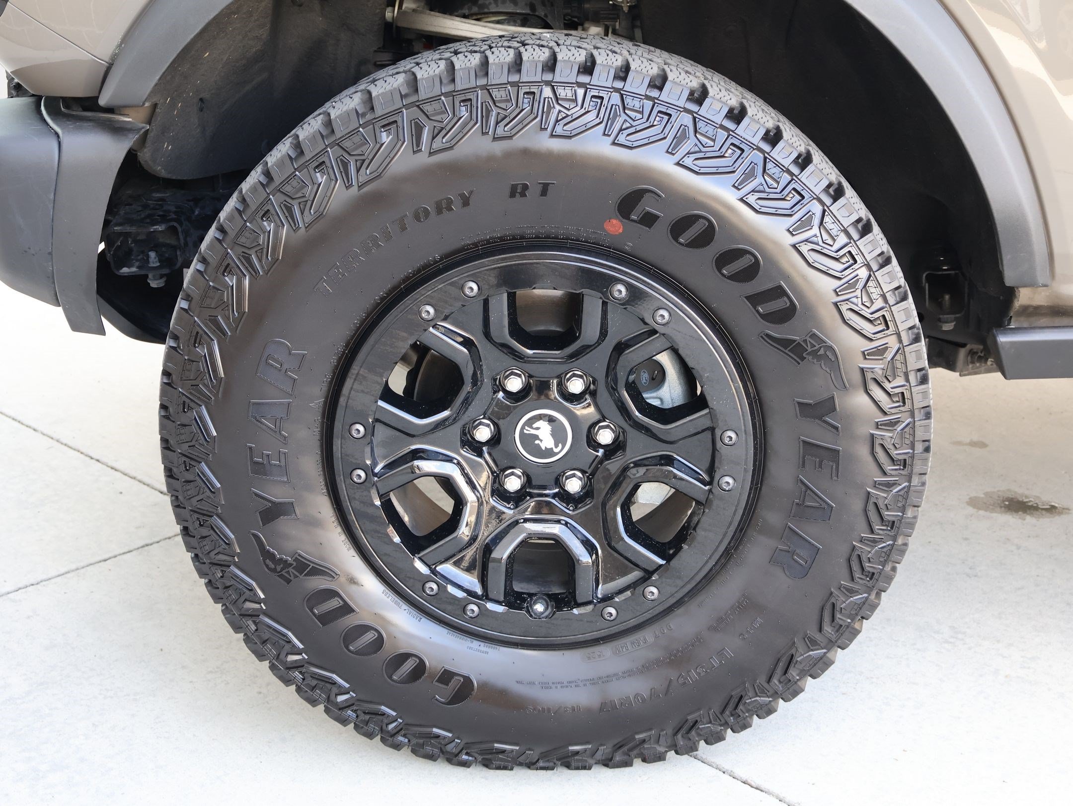 Used 2025 Ford Bronco Badlands AWD/4WD image 12