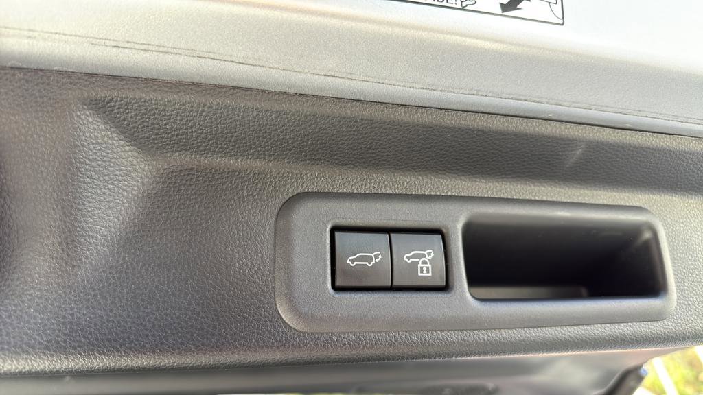 Used 2023 Toyota Sequoia Limited image 19