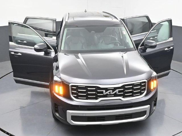 Used 2025 Kia Telluride S FWD image 46