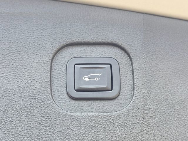 Used 2015 GMC Terrain SLT w/ Chrome Edition image 40