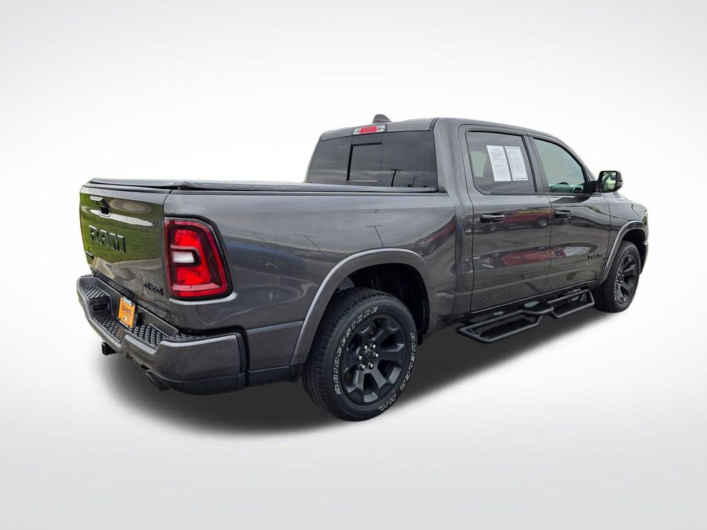 Used 2025 RAM 1500 Big Horn AWD/4WD image 3