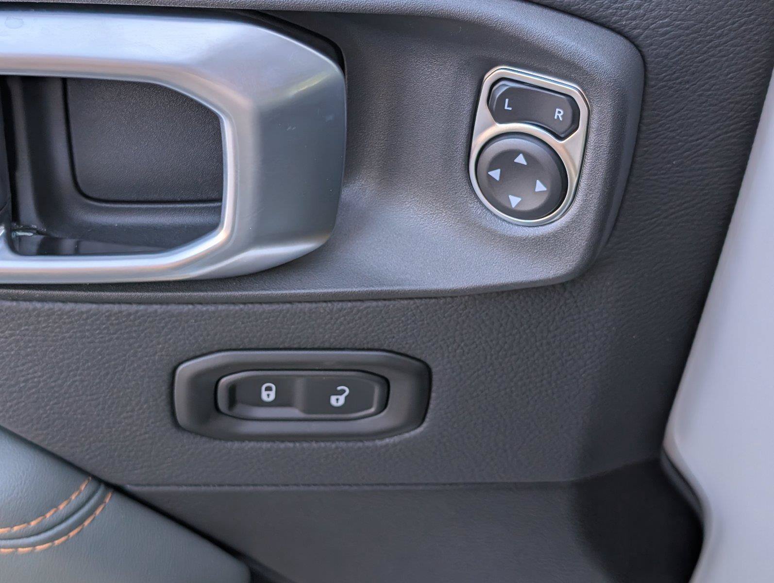 New 2027 Jeep Gladiator Mojave AWD/4WD image 22