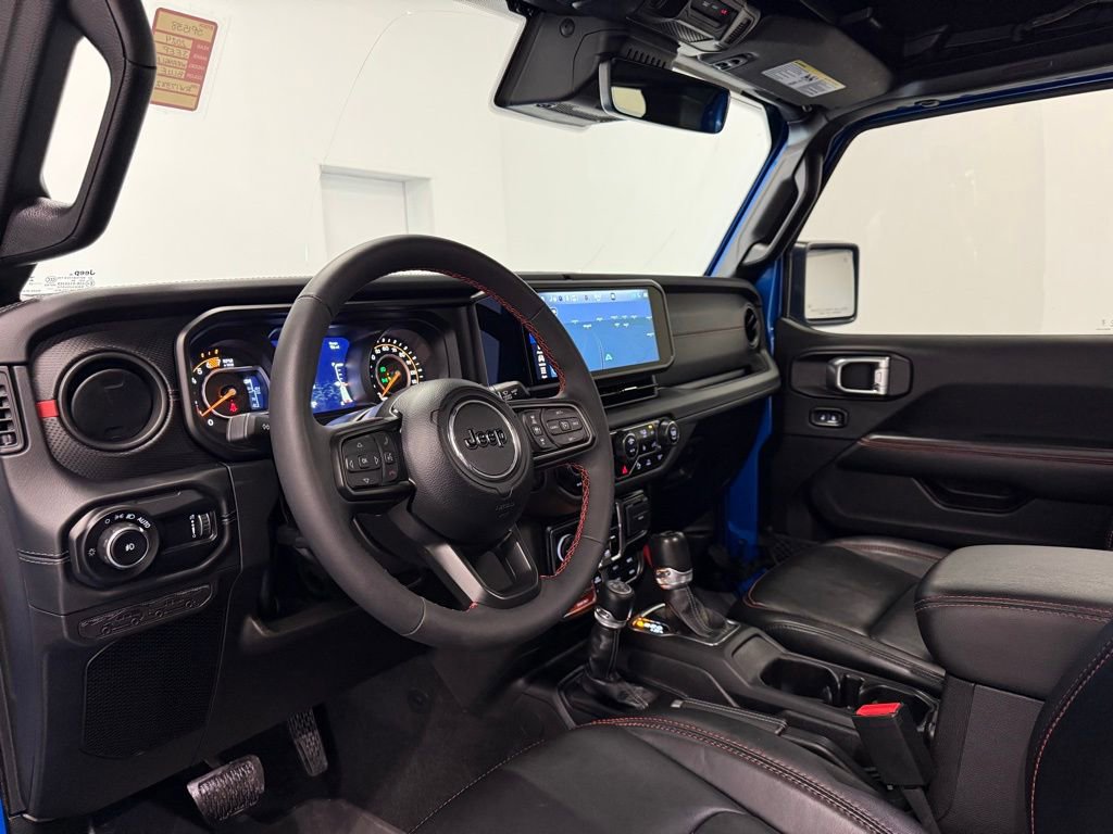 Used 2024 Jeep Wrangler Unlimited Rubicon image 13