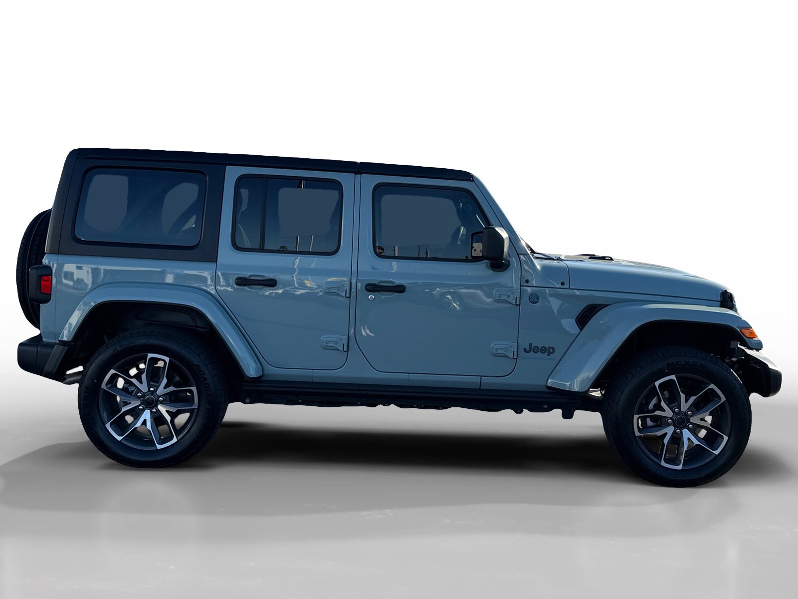 Used 2024 Jeep Wrangler Unlimited w/ Convenience Group AWD/4WD image 6