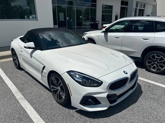 Used 2023 BMW Z4 sDrive30i w/ Convenience Package RWD image 1
