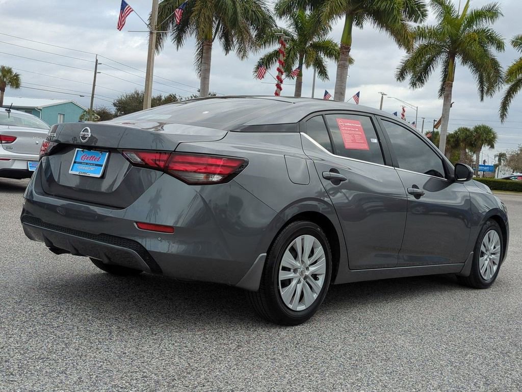 Certified 2022 Nissan Sentra S image 5