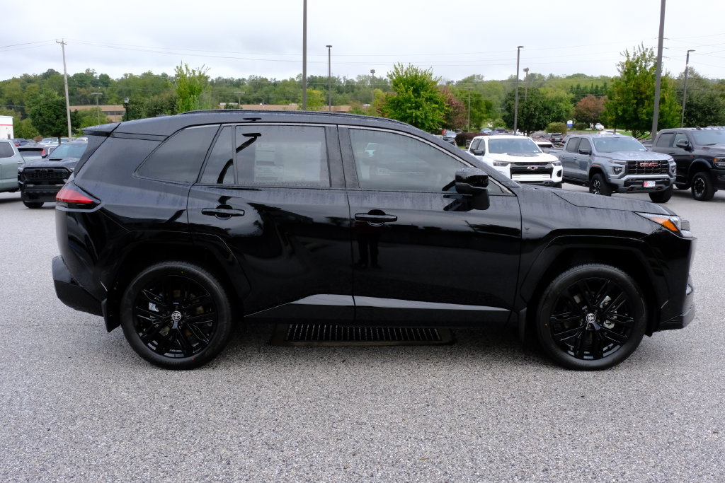 New 2026 Toyota RAV4 XSE AWD/4WD image 2