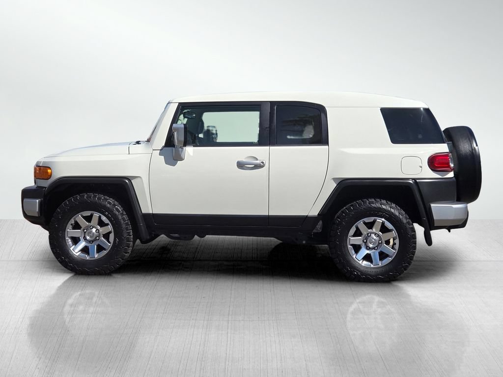 Used 2014 Toyota FJ Cruiser 4WD w/ Upgrade Package image 8