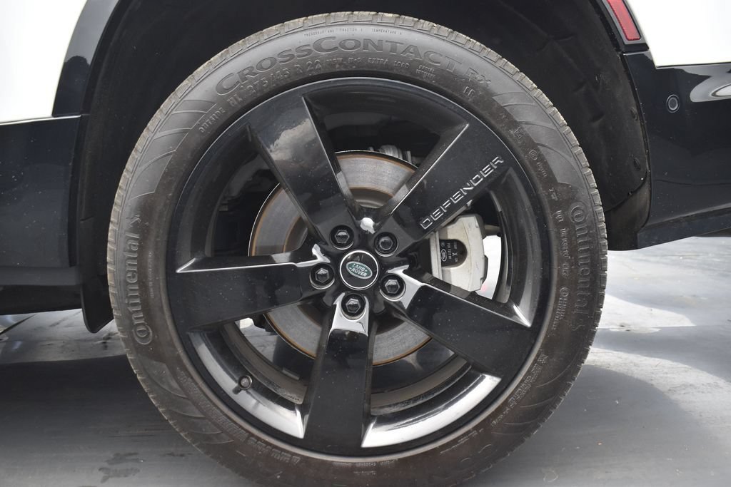 Used 2023 Land Rover Defender 130 X-Dynamic SE AWD/4WD image 11