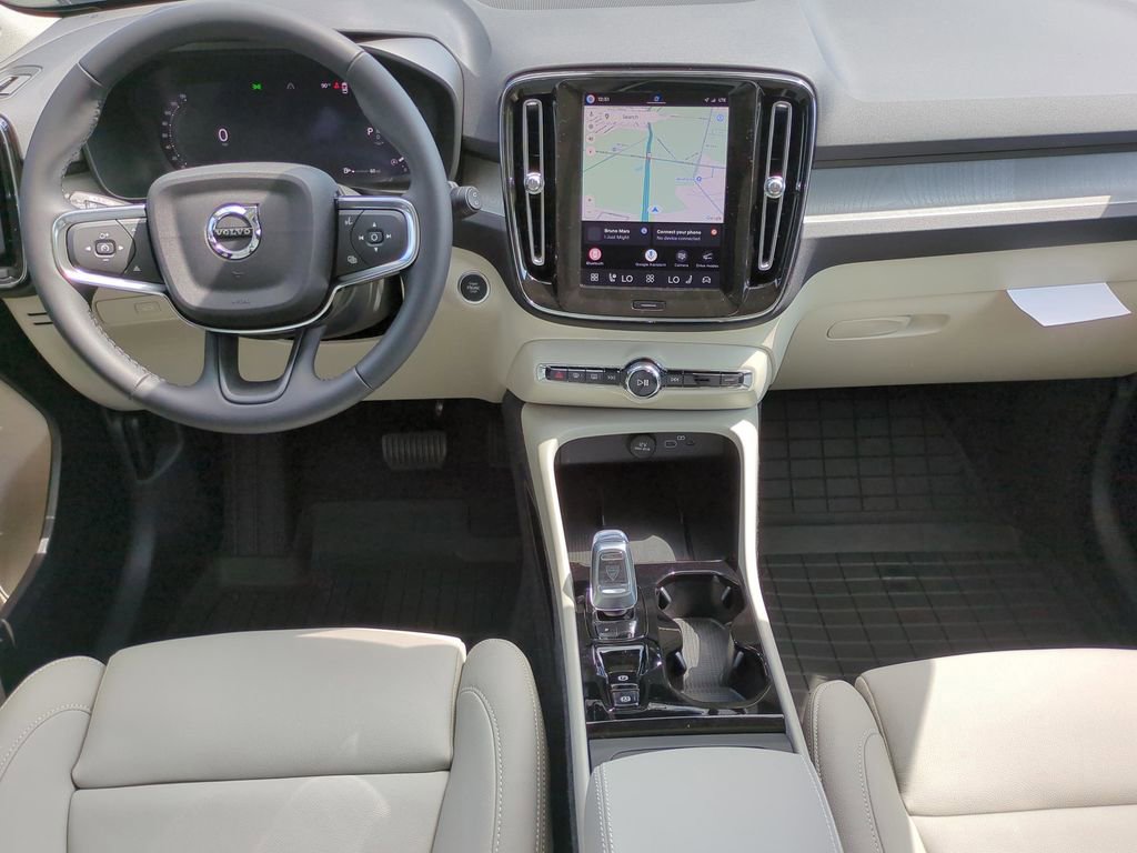 New 2026 Volvo XC40 B5 Plus w/ Protection Package Premier AWD/4WD image 13