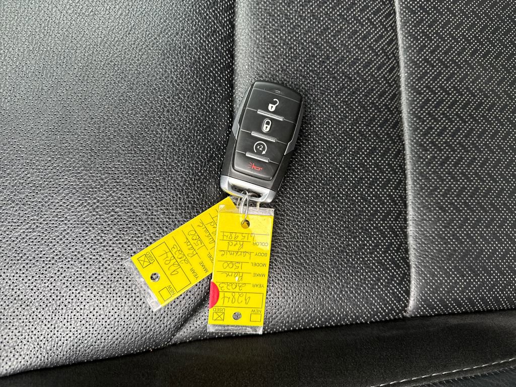 Used 2023 RAM 1500 Laramie image 32