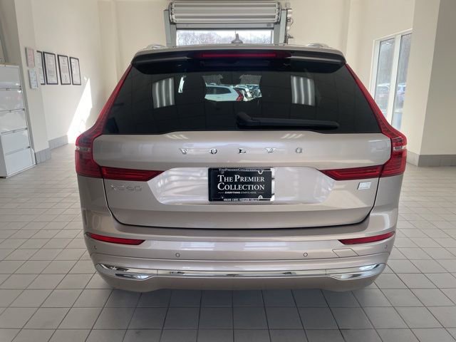 Certified 2023 Volvo XC60 T8 Plus image 3