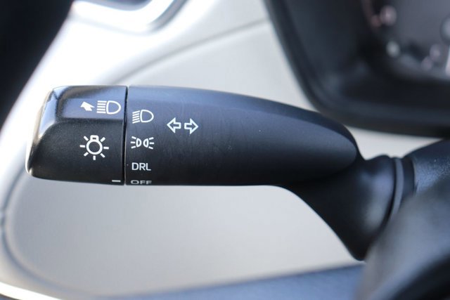 Used 2023 Toyota Corolla Cross L image 20