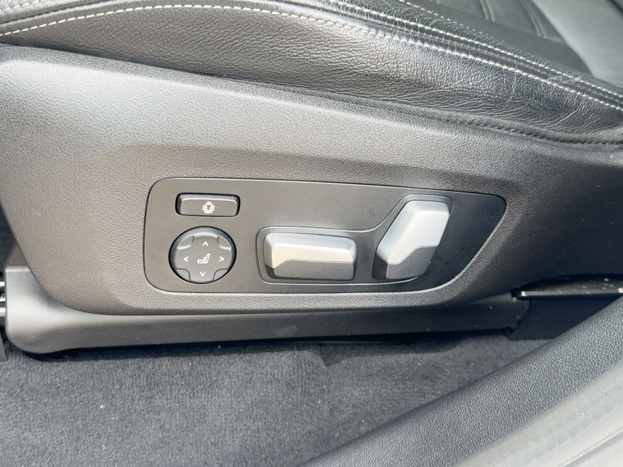 Used 2022 BMW X3 M image 13
