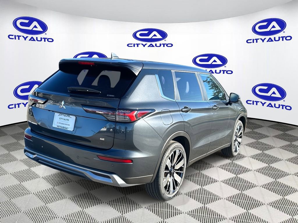 New 2026 Mitsubishi Outlander SE AWD/4WD image 3