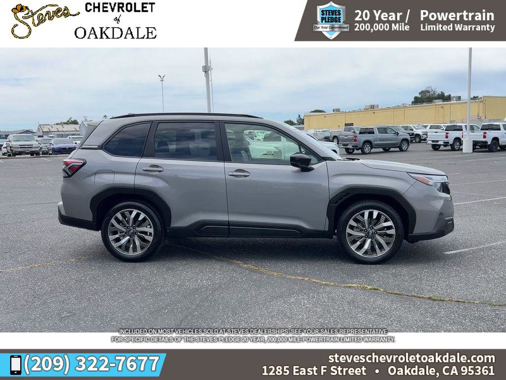 Used 2025 Subaru Forester Touring AWD/4WD image 13