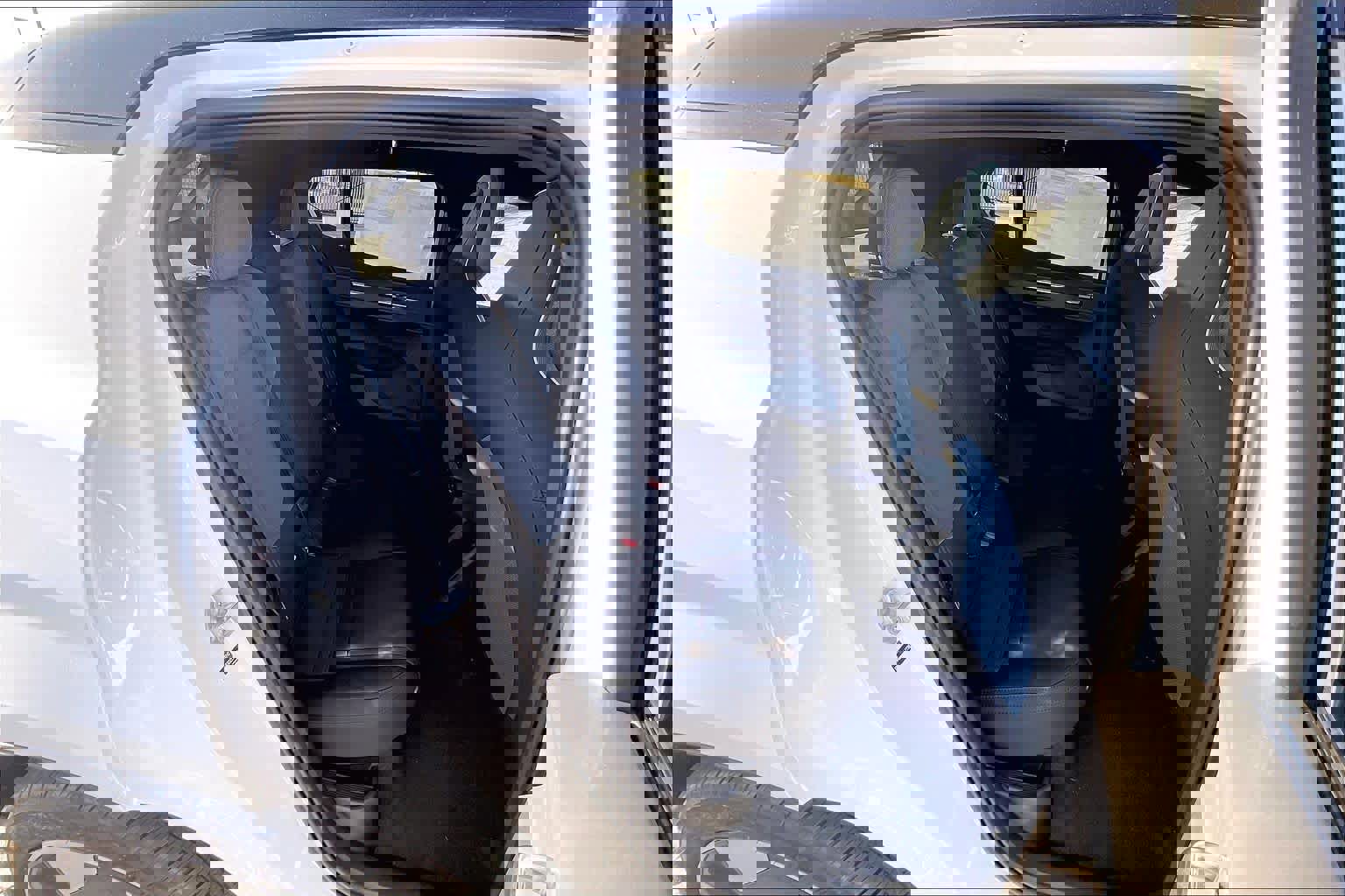 New 2026 Volvo EX30 Ultra image 27