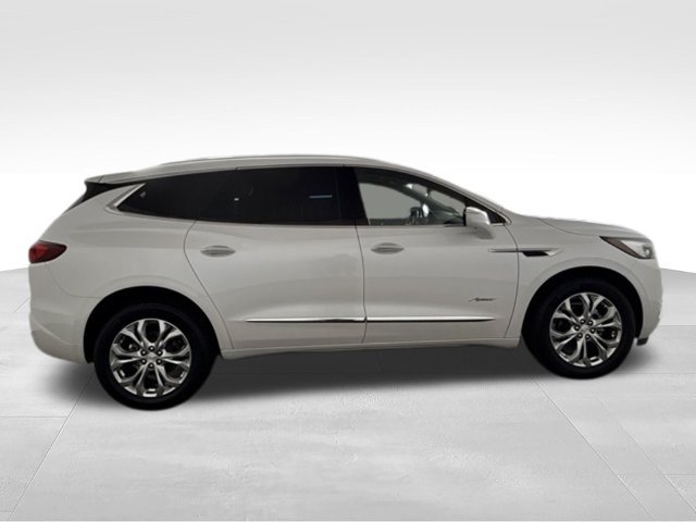 Used 2021 Buick Enclave Avenir w/ Avenir Technology Package AWD/4WD image 10