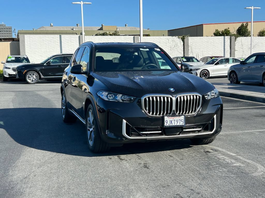 Used 2024 BMW X5 xDrive50e w/ Premium Package AWD/4WD image 7