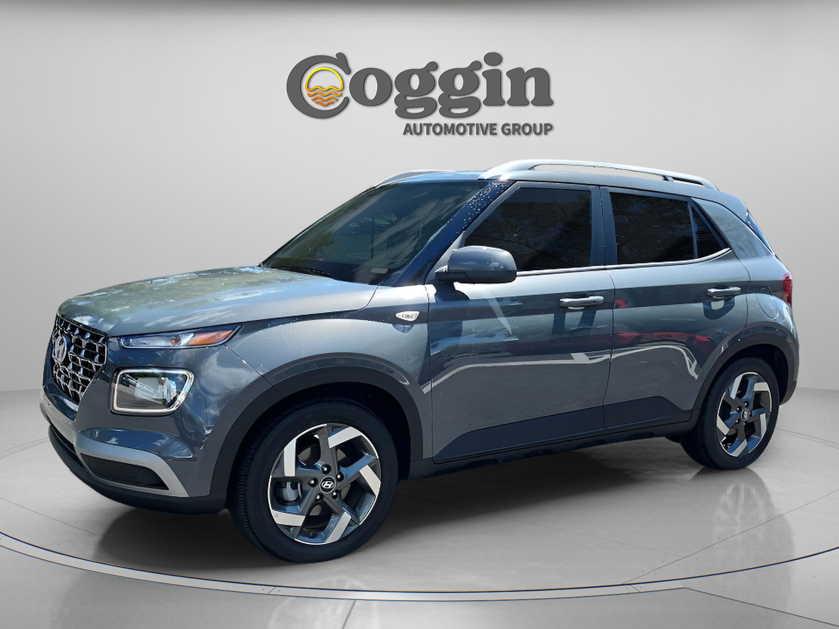 Certified 2026 Hyundai Venue SEL FWD image 1