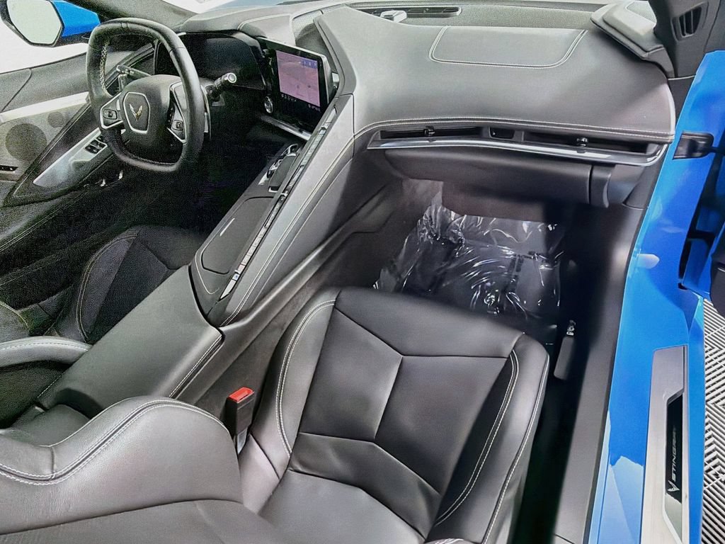Used 2020 Chevrolet Corvette Stingray Preferred Conv w/ 2LT Preferred Equipment Group RWD image 28