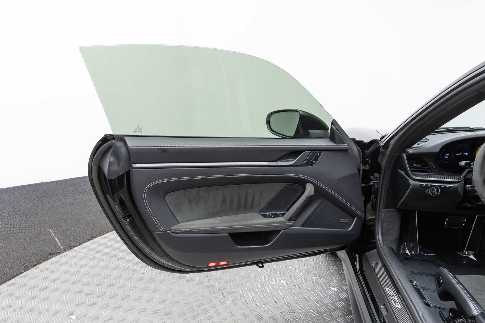 Used 2023 Porsche 911 GT3 RWD image 20