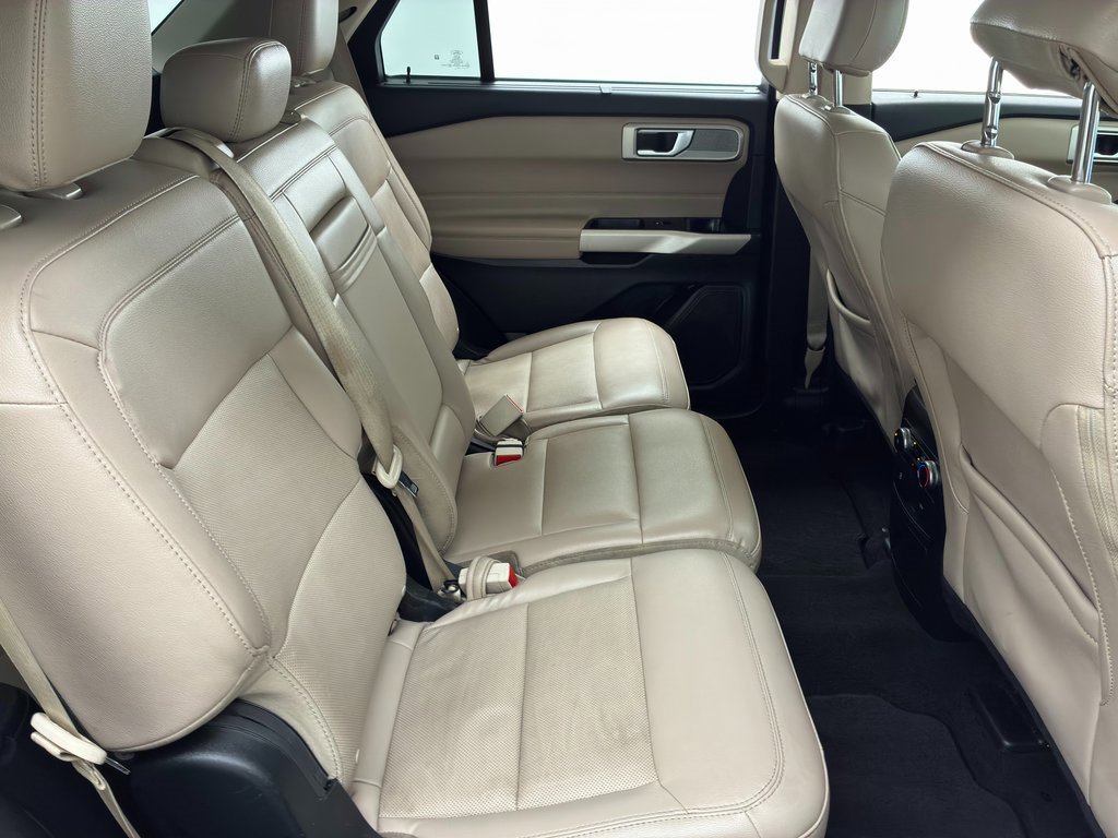 Used 2023 Ford Explorer Limited image 42