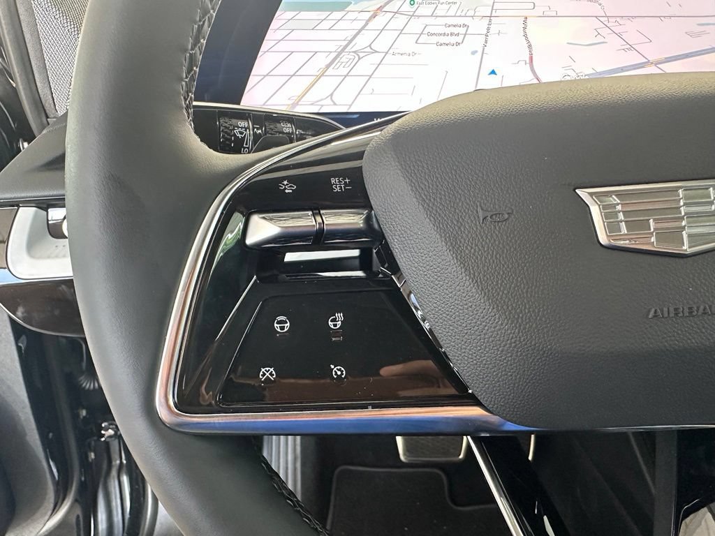 New 2026 Cadillac Optiq Luxury 1 RWD image 17